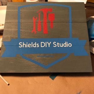 A sign that says shields diy studio